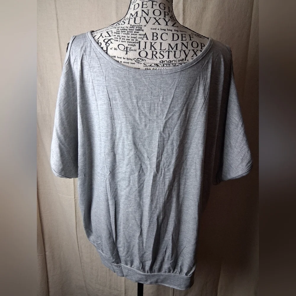 Easygala Large Gray Top - Picture 3 of 4
